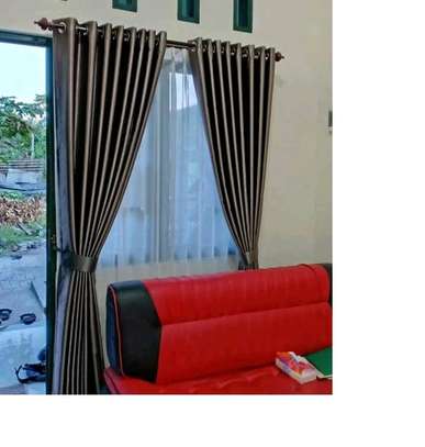 LINEN CURTAINS AND SHEERS image 12