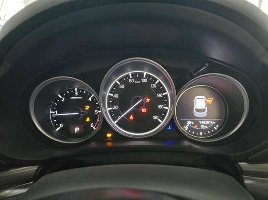 MAZDA CX-8 image 6