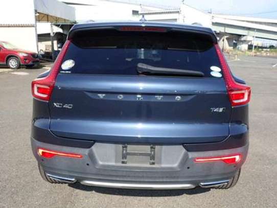 2018 Volvo xc40 image 4