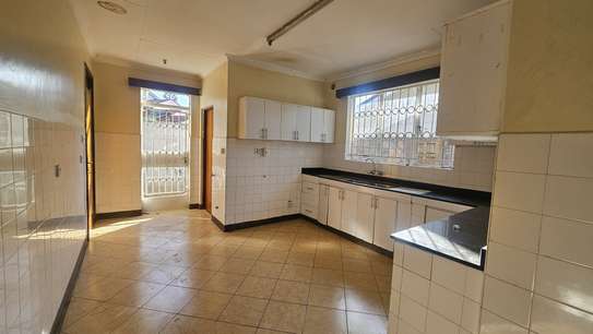 4 Bed House with Staff Quarters in Runda image 9