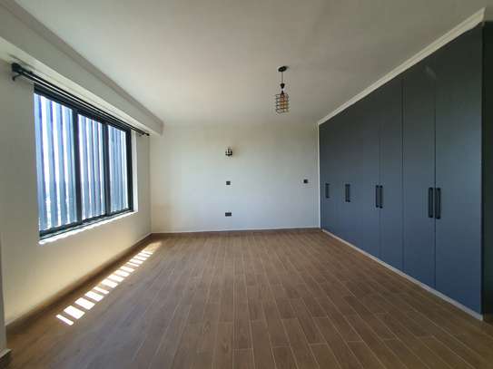 2 Bed Apartment with En Suite at Getathuru Rd image 2