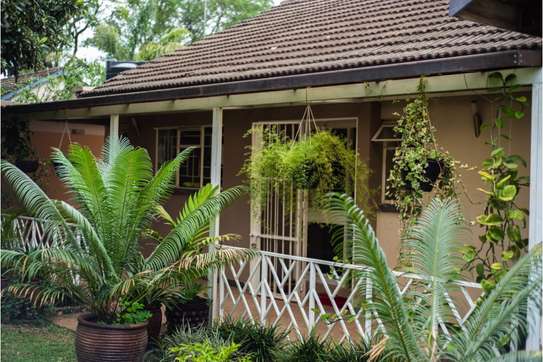 3 Bed House with Garden in Langata image 14