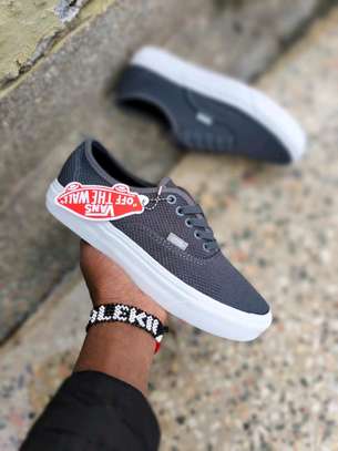 Vans off the wall fabric

Sizes 38-45 image 5