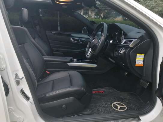 Mercedes Benz E350, 29k, km 2015 model image 6