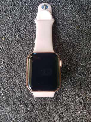 Apple Watch Series SE 44MM image 7