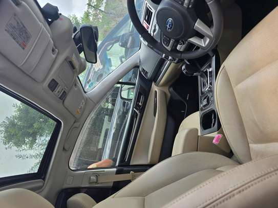 Subaru legacy B4 image 7