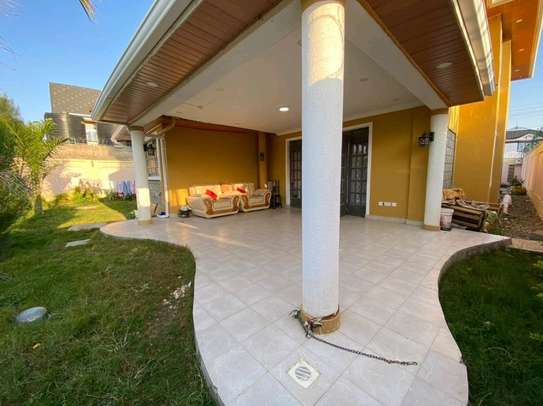 5 Bed House with En Suite in Kitengela image 3