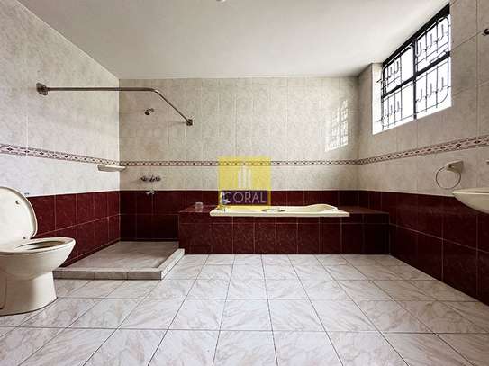 5 Bed Townhouse in Brookside image 14