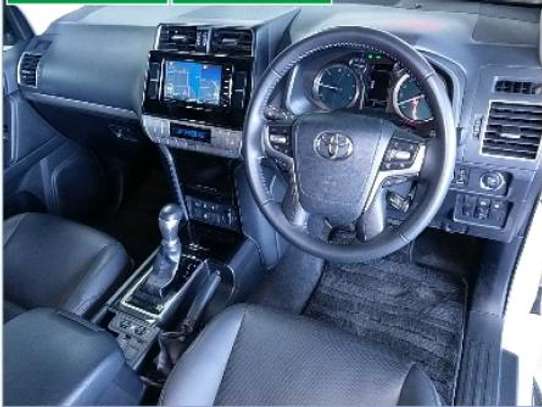2021 Toyota land cruiser Prado TX diesel in Nairobi image 5