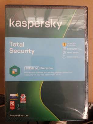 Kaspersky Total security 4 user image 1