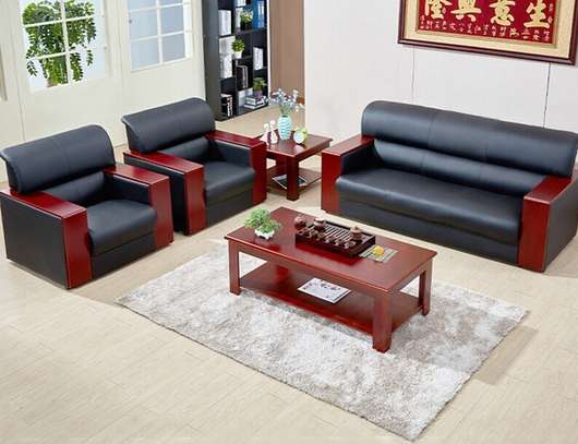 OFFICE SOFA: Executive  Black Office Sofa image 2