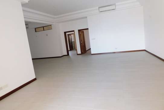 3 Bed Apartment in Nyali Area image 5