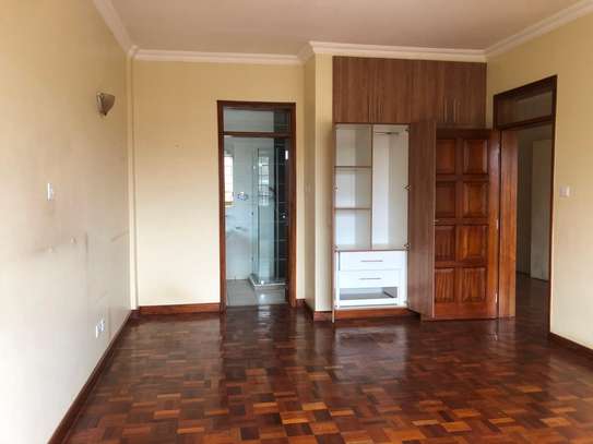 4 bedroom townhouse for rent in Lavington image 17