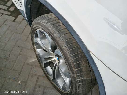 BMW X6 pearl image 4