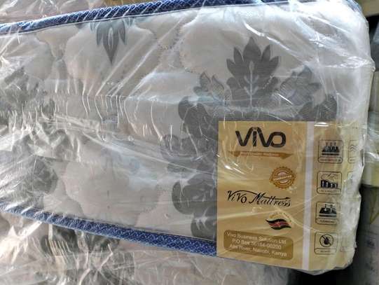 Should we! 8inch,5 x 6 vivo fiber HD Quilted Mattress image 3