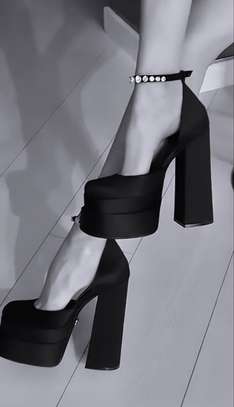 Women's platform high heels image 4