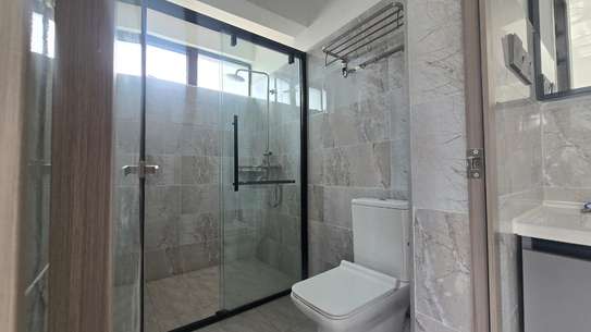 3 Bed Apartment with En Suite in Lavington image 7