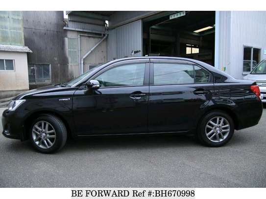 BLACK HYBRID TOYOTA AXIO (MKOPO/HIRE PURCHASE ACCEPTED) image 5