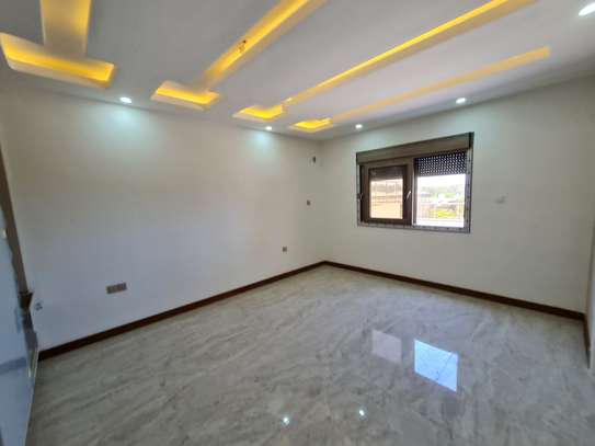 4 Bed Apartment with Aircon in Nyali Area image 19