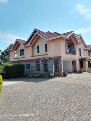 Very Spacious 4 BR House plus Sqs in Karen image 1