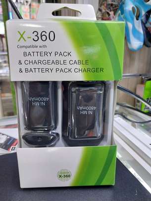 Xbox 360 Compatible 3 In 1 Battery Pack image 1