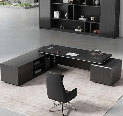 Office Desk: 1.6M Modern Aesthetic Corporate Desk image 6