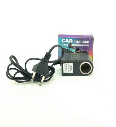 AC to DC 12V Car Lighter Adapter image 3