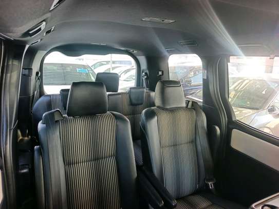 Toyota Noah wxb image 27
