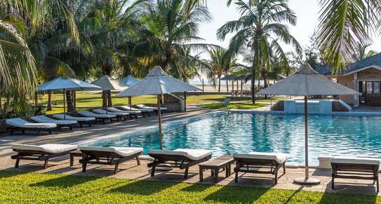 2 Bed Villa with En Suite at Tembo Court image 13