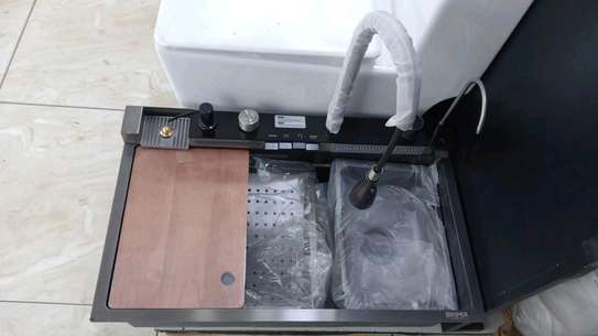 Kitchen sink image 3