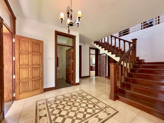 5 Bed Townhouse with En Suite in Rosslyn image 10