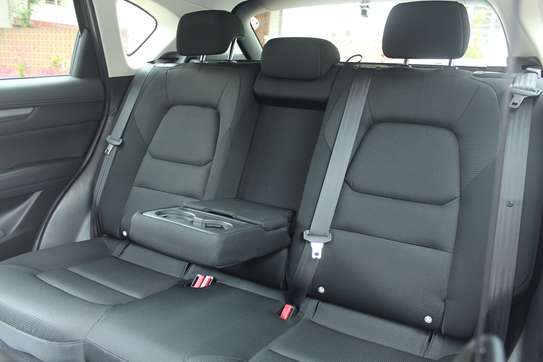 Mazda CX-5 Diesel 4WD 2019 15,000 Kms image 6