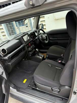 Suzuki Jimny 4x4 1500cc 2018 image 5