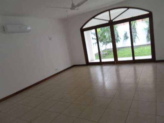 4 Bed House with En Suite in Mkomani image 16
