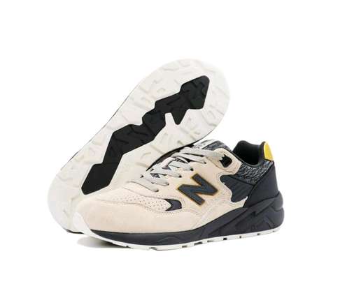 New balance sneakers image 1