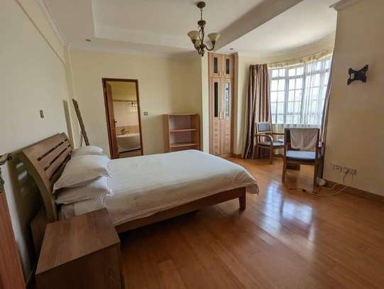 Furnished 2 Bed Apartment with En Suite in Nyari image 7