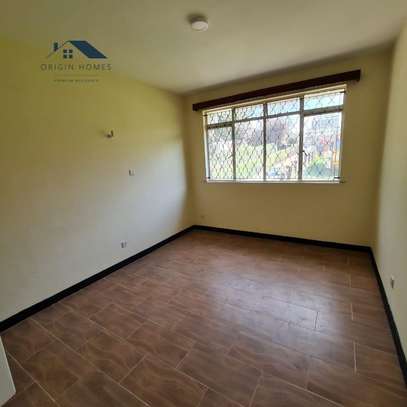 3 Bed Apartment with En Suite at Hurlingham image 7