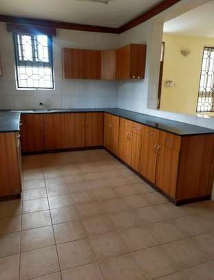3 Bed Apartment with En Suite in Mtwapa image 13