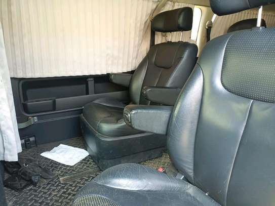 TOYOTA HIACE 9L AUTOMATIC PETROL WITH SEATS image 8