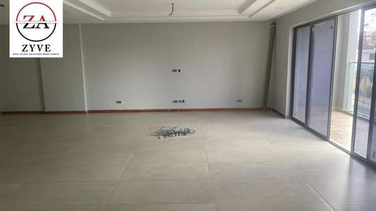 4 Bed Apartment with En Suite at Off Argwings Kodhek Road image 2
