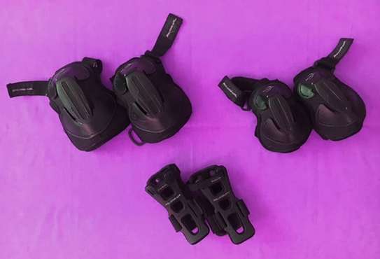 BRAND NAME "ROLLERBLADE GEAR" IMPORTED FROM USA image 2