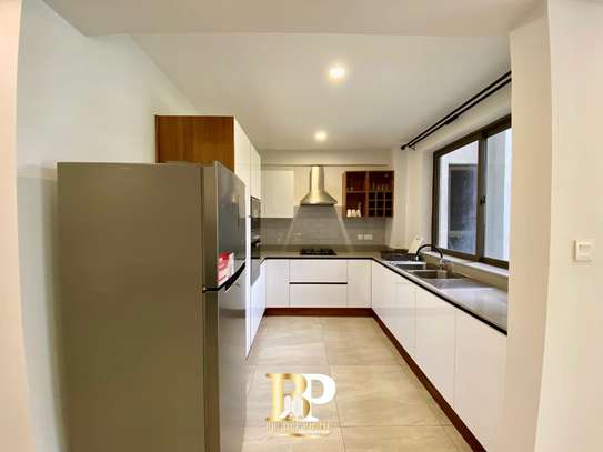 Furnished 2 Bed Apartment with En Suite in Rhapta Road image 7