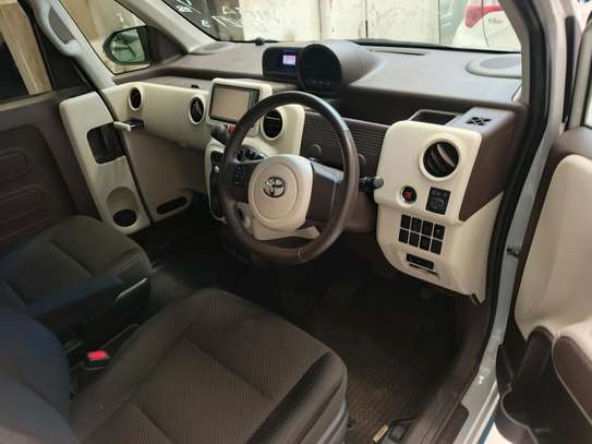 Toyota Porte on sale image 2