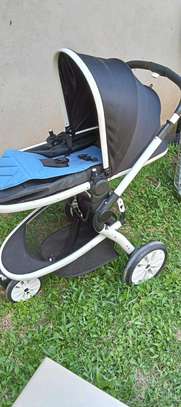 Baby stroller image 3