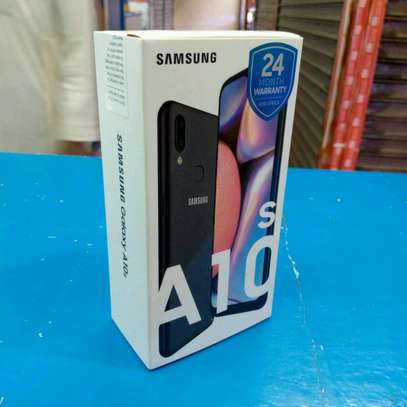 samsung a10s 32gb and 2gb ram 13mp camera with fingerprint