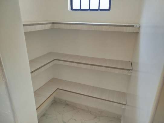 3 Bed House with En Suite in Kitengela image 8