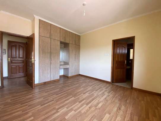 3 Bed Apartment with En Suite in Kileleshwa image 15