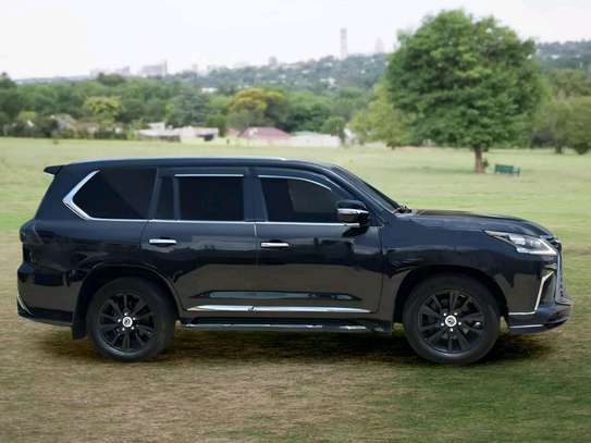 Toyota Lexus diesel for sale in Kenya image 3