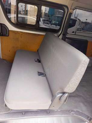 Toyota Hiace 7L 2018 model fully loaded. image 7