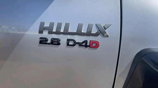 TOYOTA HILUX ROGUE DOUBLE CAB 2018MODEL image 2